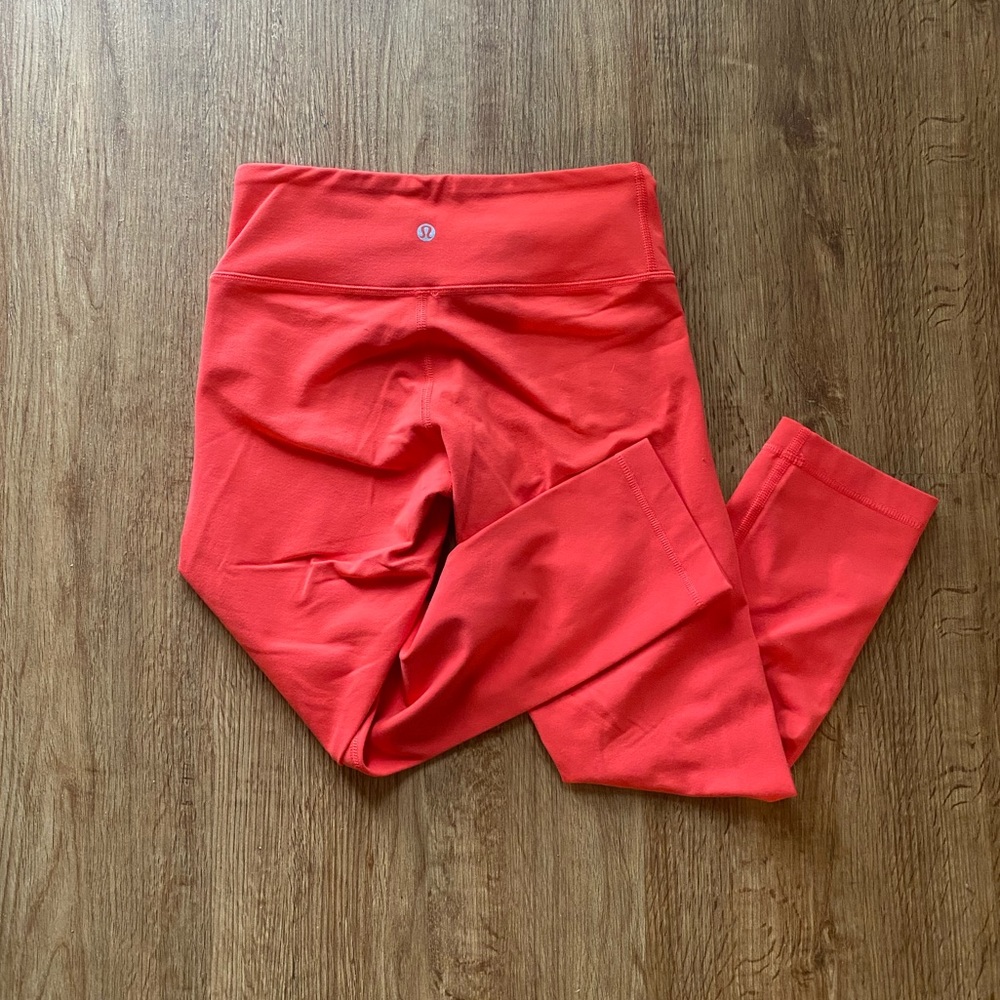 Lululemon Cropped Leggings Size 4